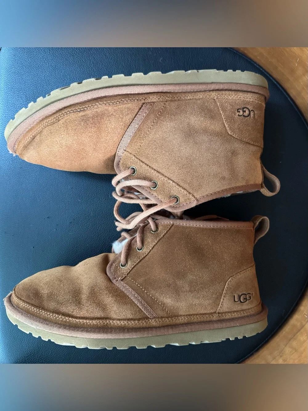 UGG Men’s Neumel Chukka Suede Shearling-Lined Lace-Up Boots Size 9